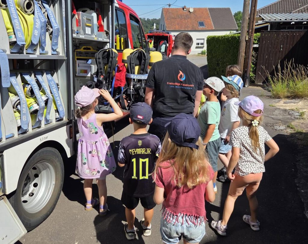Brandschutzerziehung im Kindergarten Gisingen